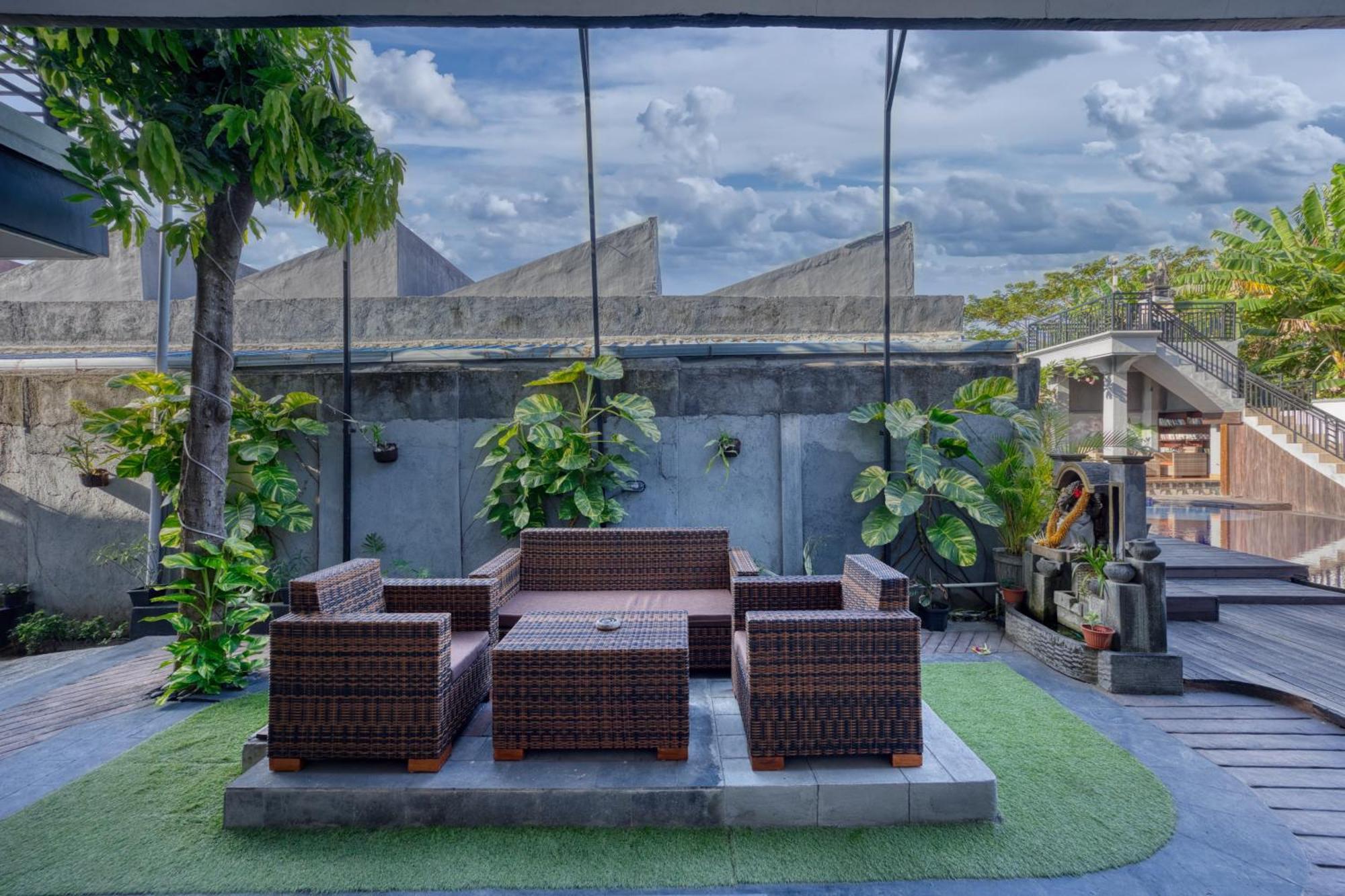 Dyou Villa Batununggul Luaran gambar