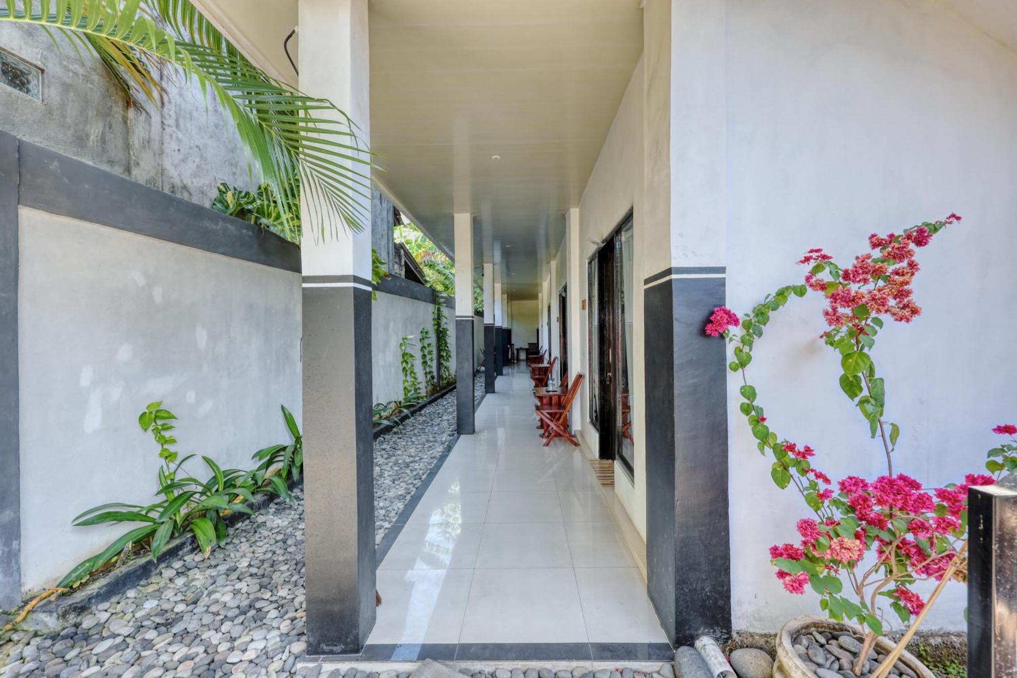 Dyou Villa Batununggul Luaran gambar